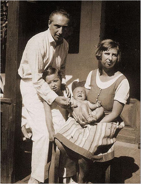 http://www.heyokamagazine.com/HEYOKA.3.WILHELM%20REICH.htm